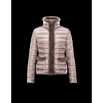 Moncler λουσιλ ρουχα