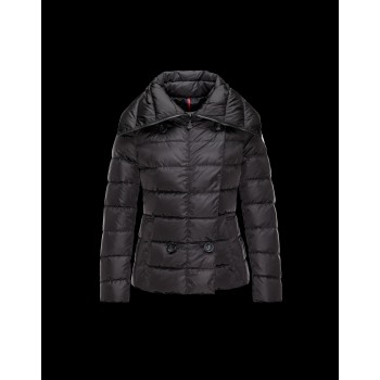 Moncler ρουχα για χιονια