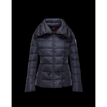 Moncler νεανικα ρουχα online