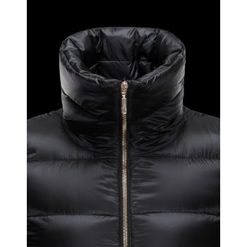 Moncler fox ρουχα