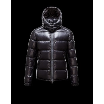 Moncler λινα ρουχα